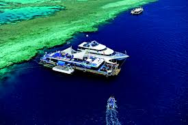 Whitsundays cruise vessels